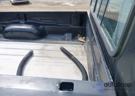 1993 Ford Ranger z USA, uszkodzony, nr VIN 1FTCR10A1PUA64391